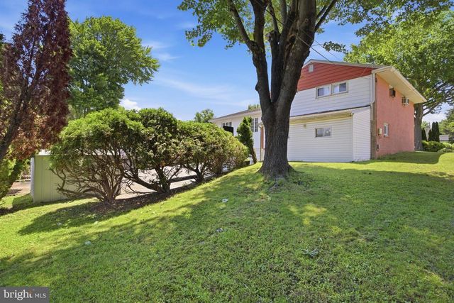 417 FOSTER DR, Springfield, PA 19064