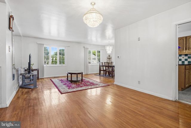417 FOSTER DR, Springfield, PA 19064