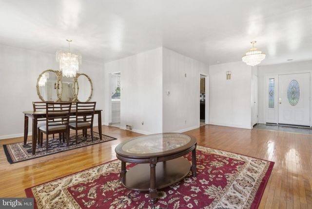 417 FOSTER DR, Springfield, PA 19064