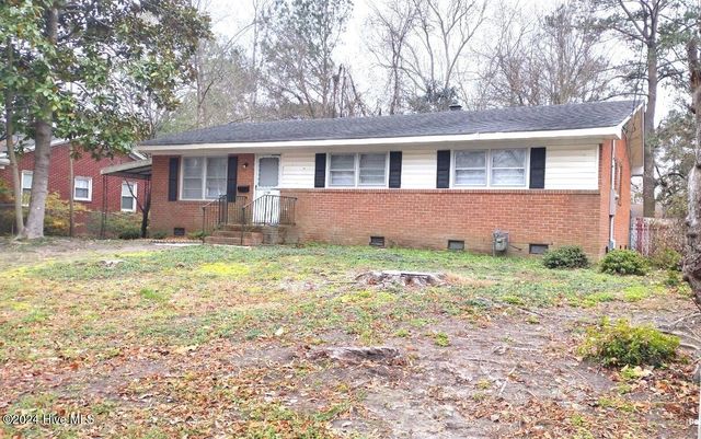 2704 Tryon Drive, Greenville, NC 27858