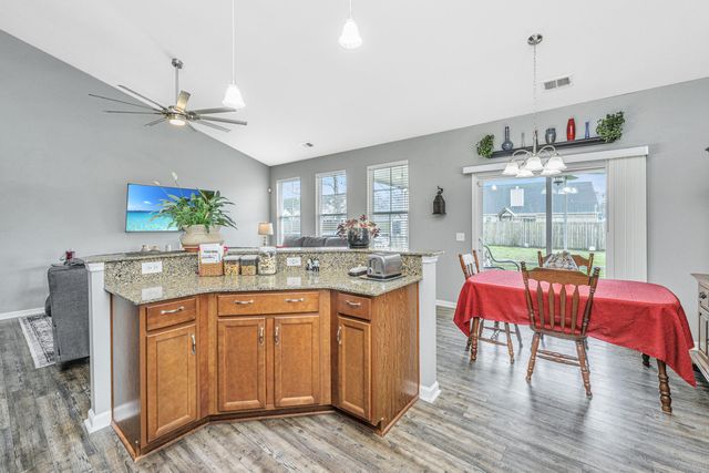 1037 Bridlewood Farms Parkway, Ridgeville, SC 29472