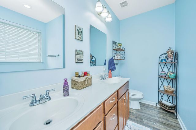 1037 Bridlewood Farms Parkway, Ridgeville, SC 29472
