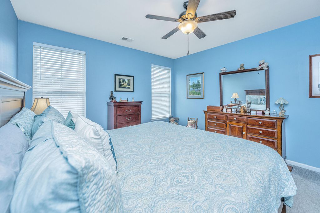 Image 16 of property listing at 1037 Bridlewood Farms Parkway, Ridgeville, SC 29472