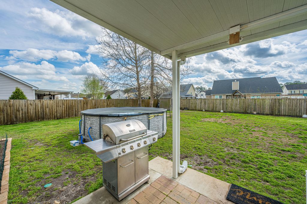 Image 31 of property listing at 1037 Bridlewood Farms Parkway, Ridgeville, SC 29472