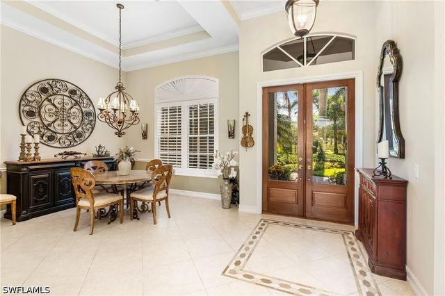 2501 Augusta DR, Naples, FL 34109