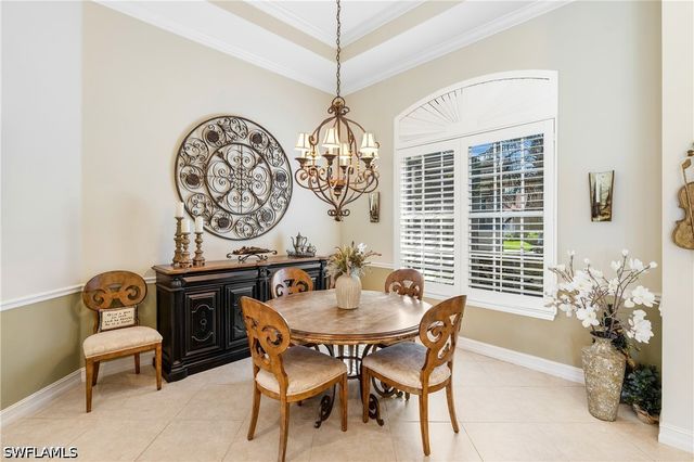 2501 Augusta DR, Naples, FL 34109