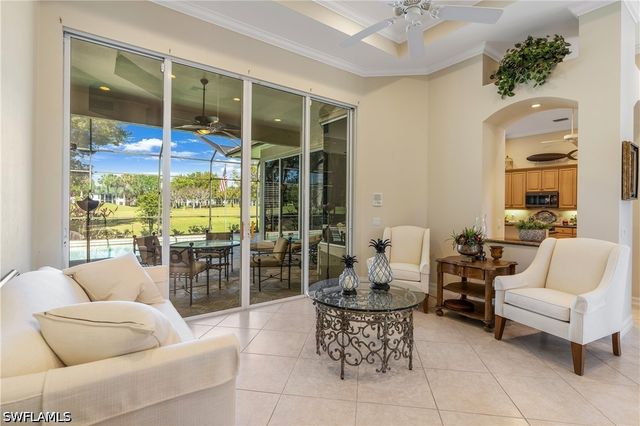 2501 Augusta DR, Naples, FL 34109