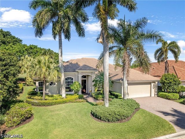 2501 Augusta DR, Naples, FL 34109