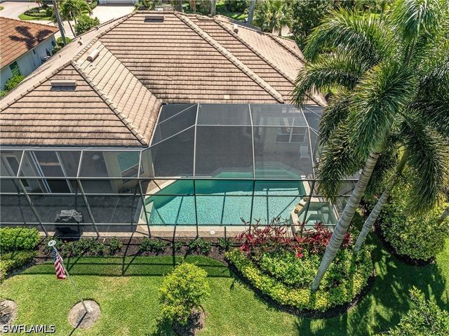 2501 Augusta DR, Naples, FL 34109