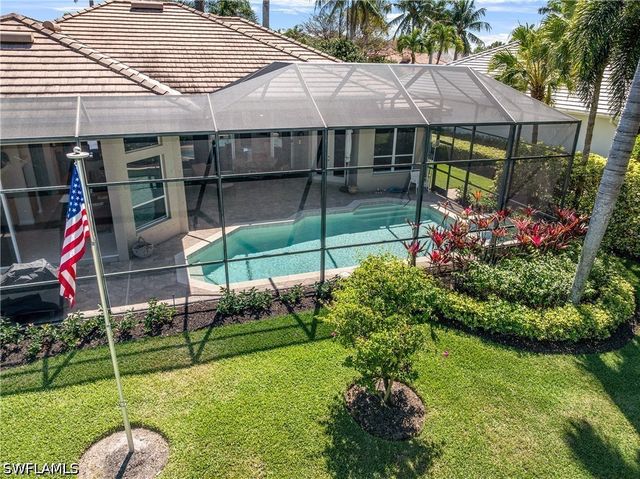 2501 Augusta DR, Naples, FL 34109