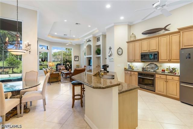 2501 Augusta DR, Naples, FL 34109