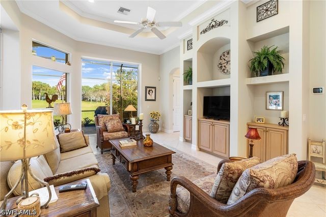 2501 Augusta DR, Naples, FL 34109