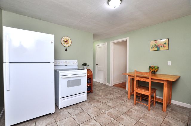 30 Lovell Avenue, Windsor, CT 06095