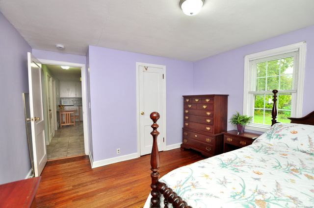 30 Lovell Avenue, Windsor, CT 06095