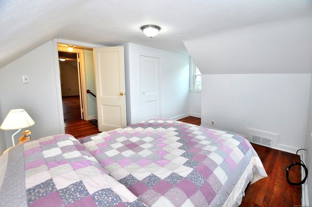 30 Lovell Avenue, Windsor, CT 06095