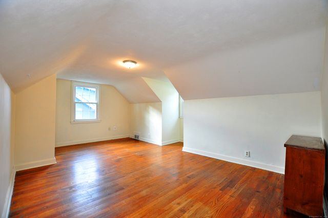 30 Lovell Avenue, Windsor, CT 06095