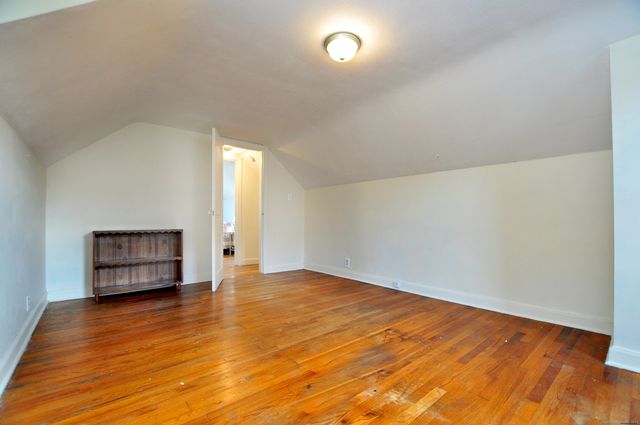 30 Lovell Avenue, Windsor, CT 06095