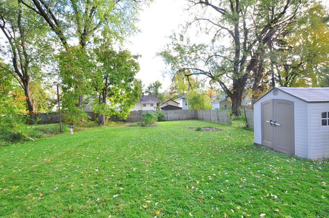 30 Lovell Avenue, Windsor, CT 06095