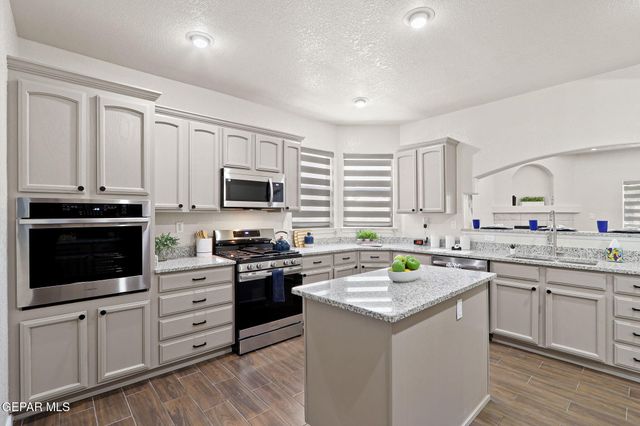 3121 TIERRA PAOLA Lane, El Paso, TX 79938