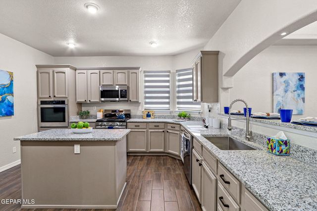 3121 TIERRA PAOLA Lane, El Paso, TX 79938