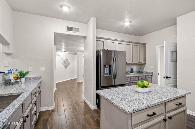 3121 TIERRA PAOLA Lane, El Paso, TX 79938