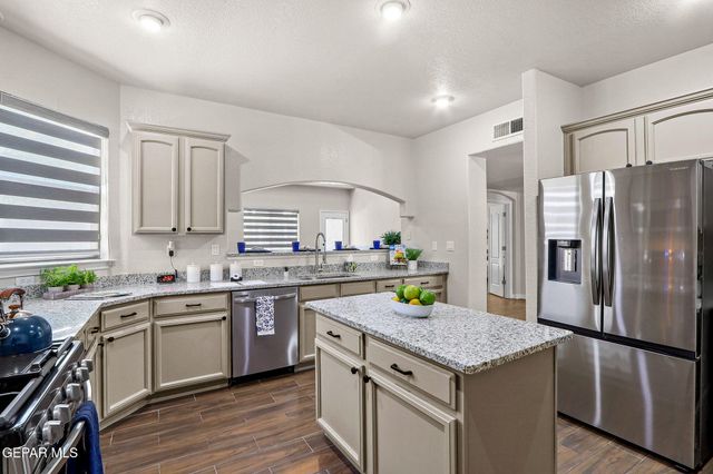 3121 TIERRA PAOLA Lane, El Paso, TX 79938