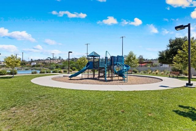 13404 Wagon Lane, Valley Center, CA 92082