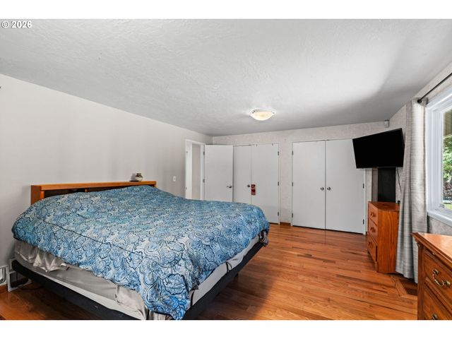 24466 BOLTON HILL Rd, Veneta, OR 97487