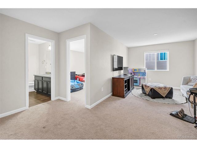 2299 Villageview Ln, Castle Rock, CO 80104