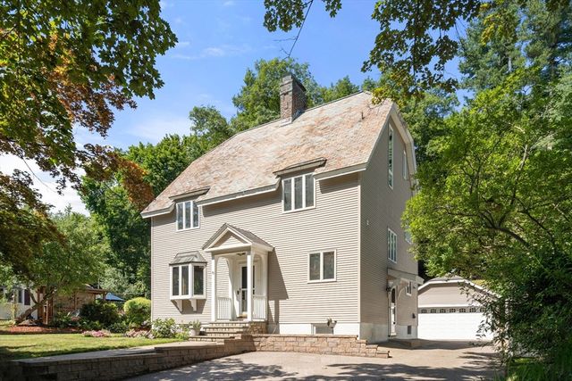43 Laconia Rd, Worcester, MA 01609