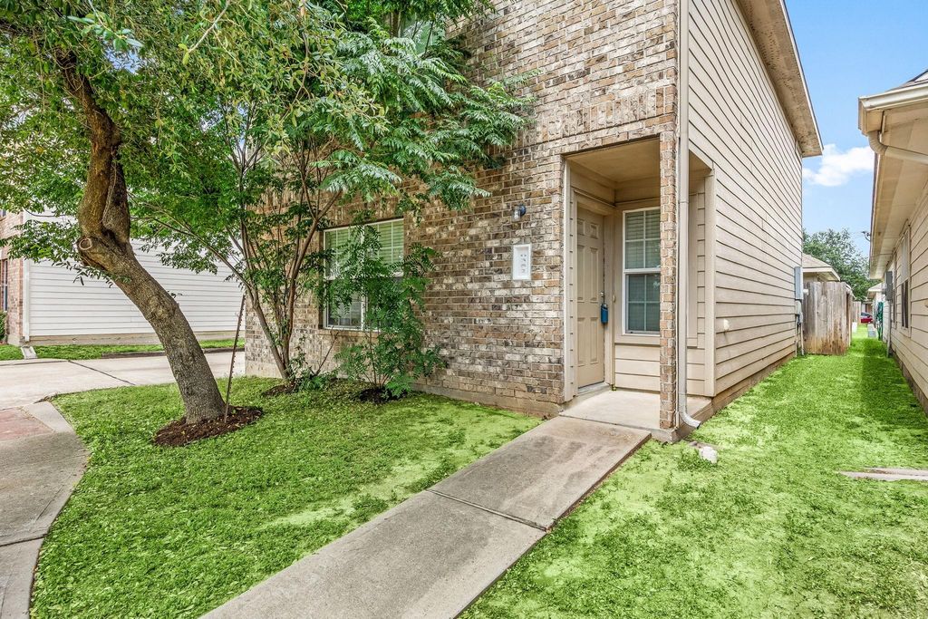 6352 Austinville Drive, Katy, TX 77449