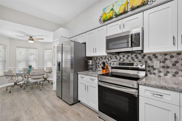 21725 KING RICHARDS WAY, Leesburg, FL 34748