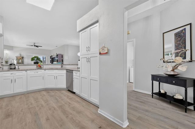 21725 KING RICHARDS WAY, Leesburg, FL 34748