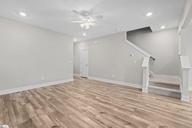 26 Starlake Road, Simpsonville, SC 29681