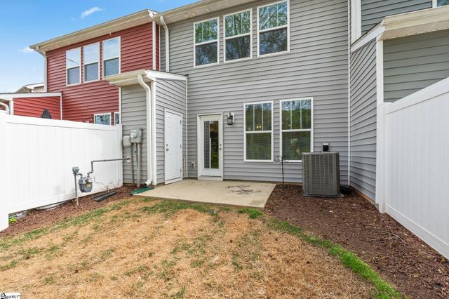 26 Starlake Road, Simpsonville, SC 29681