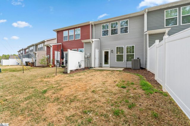 26 Starlake Road, Simpsonville, SC 29681