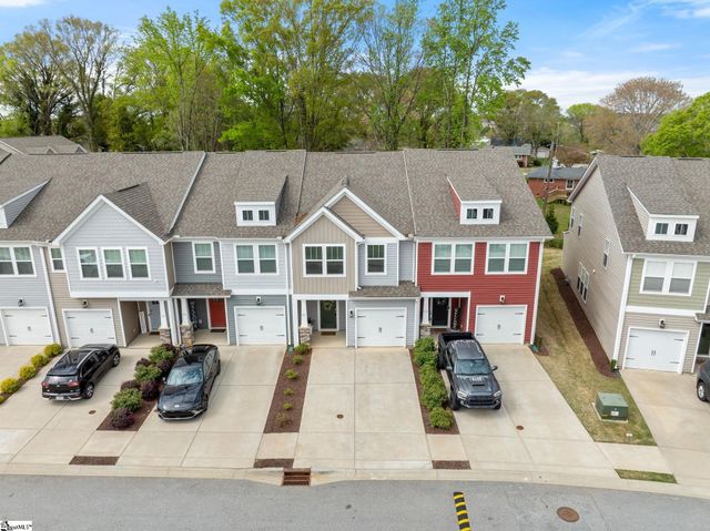 26 Starlake Road, Simpsonville, SC 29681