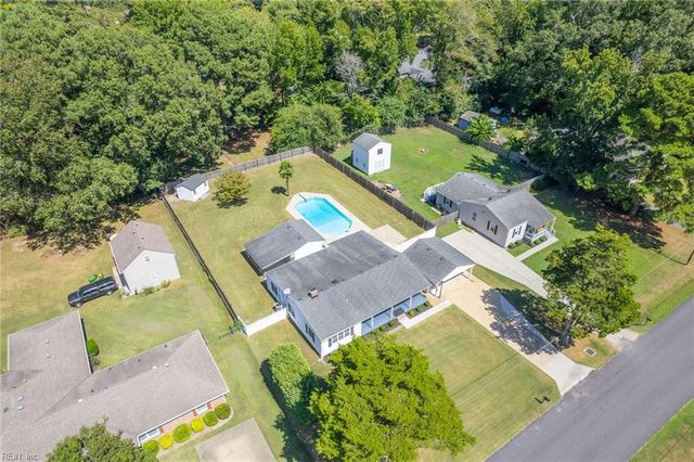 220 Marion DR, Chesapeake, VA 23322