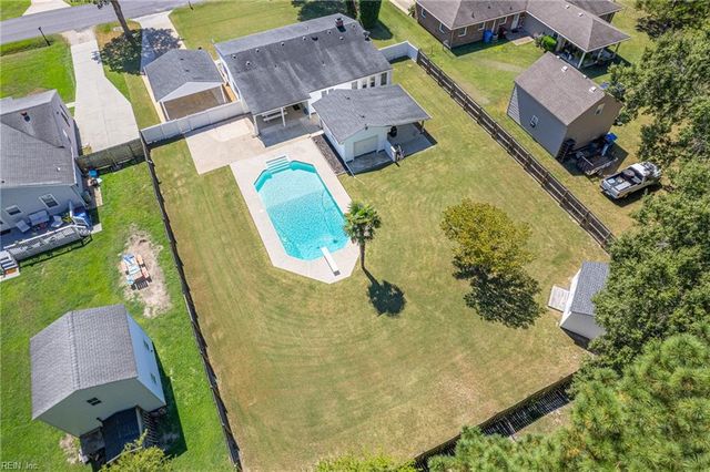 220 Marion DR, Chesapeake, VA 23322