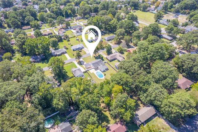220 Marion DR, Chesapeake, VA 23322