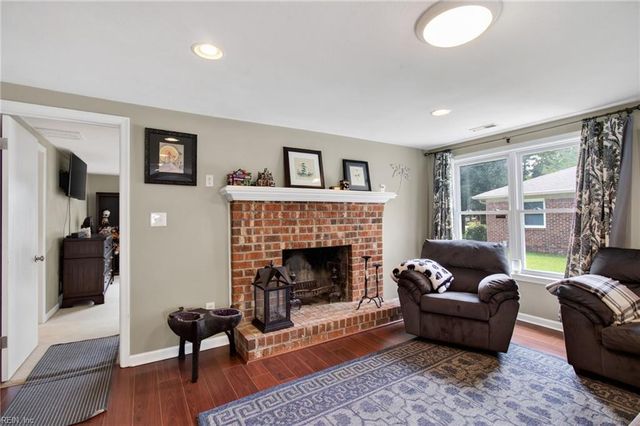220 Marion DR, Chesapeake, VA 23322