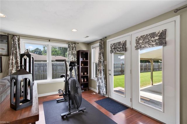 220 Marion DR, Chesapeake, VA 23322