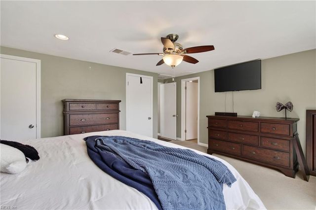 220 Marion DR, Chesapeake, VA 23322