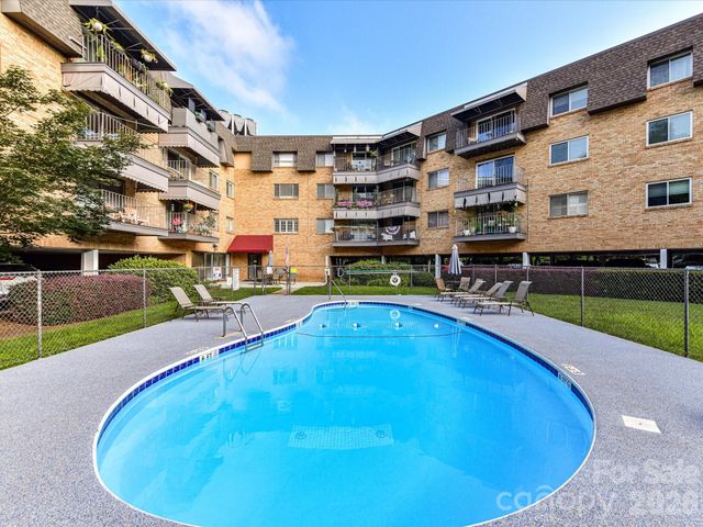 1323 Queens Road 308, Charlotte, NC 28207