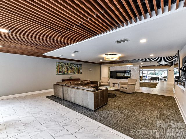 1323 Queens Road 308, Charlotte, NC 28207