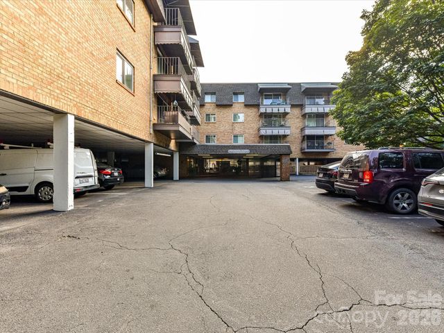 1323 Queens Road 308, Charlotte, NC 28207