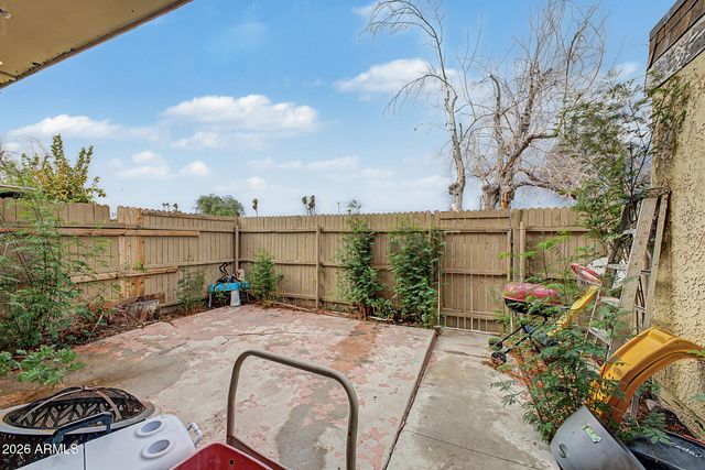 3404 W ECHO Lane, Phoenix, AZ 85051