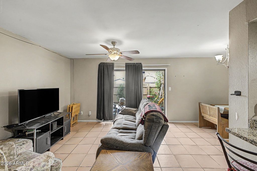 3404 W ECHO Lane, Phoenix, AZ 85051 — photo 4