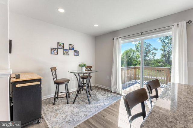 116 HIGHPOINT PARK DR, Pleasant Gap, PA 16823