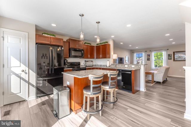 116 HIGHPOINT PARK DR, Pleasant Gap, PA 16823